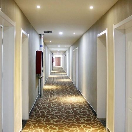 Luoyang Love Me Fashion Hotel Exterior photo
